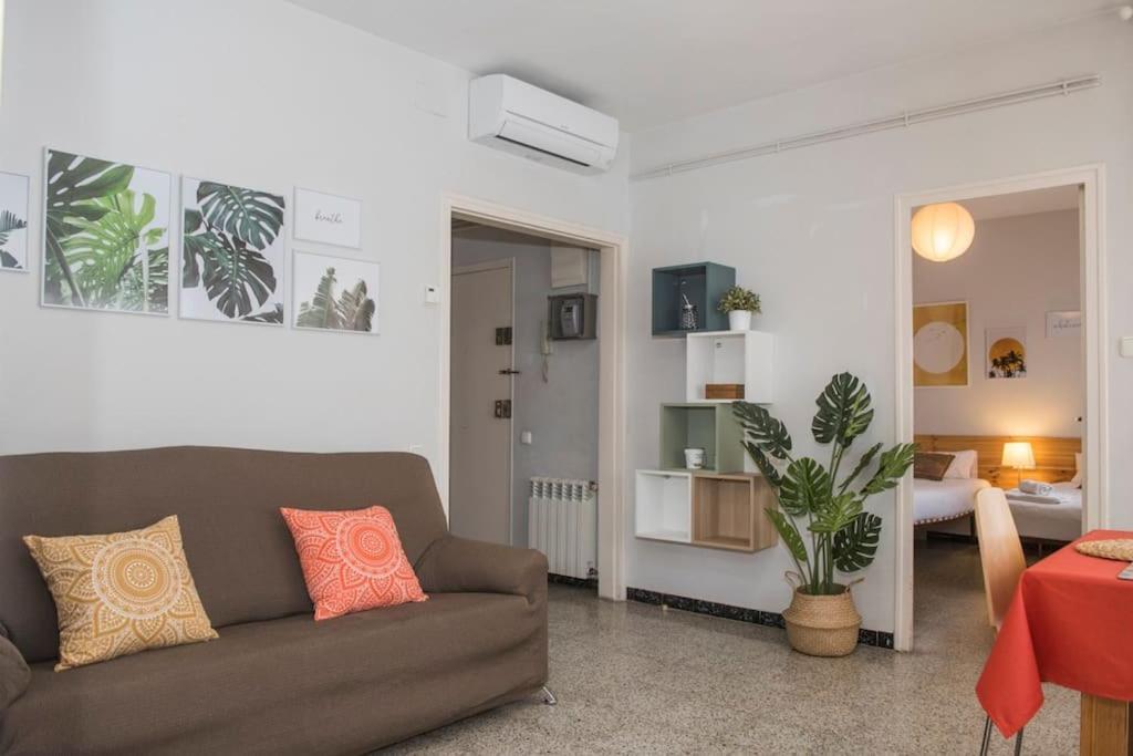 Sunny And Quiet Sagrada Familia Apartamento Barcelona Exterior foto