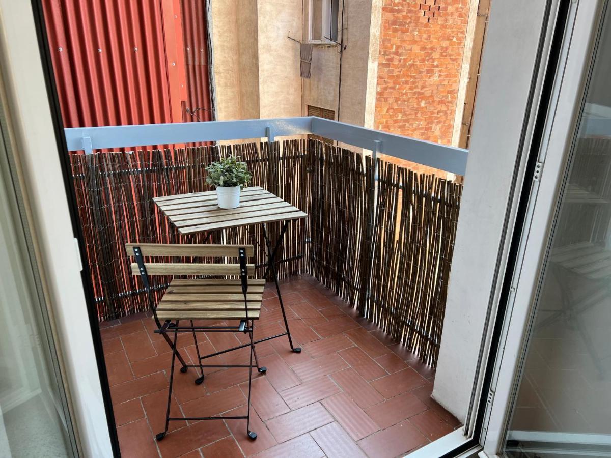 Sunny And Quiet Sagrada Familia Apartamento Barcelona Exterior foto